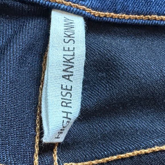 Rag and Bone High Rise Skinny Ankle Jean - Picture 2 of 6